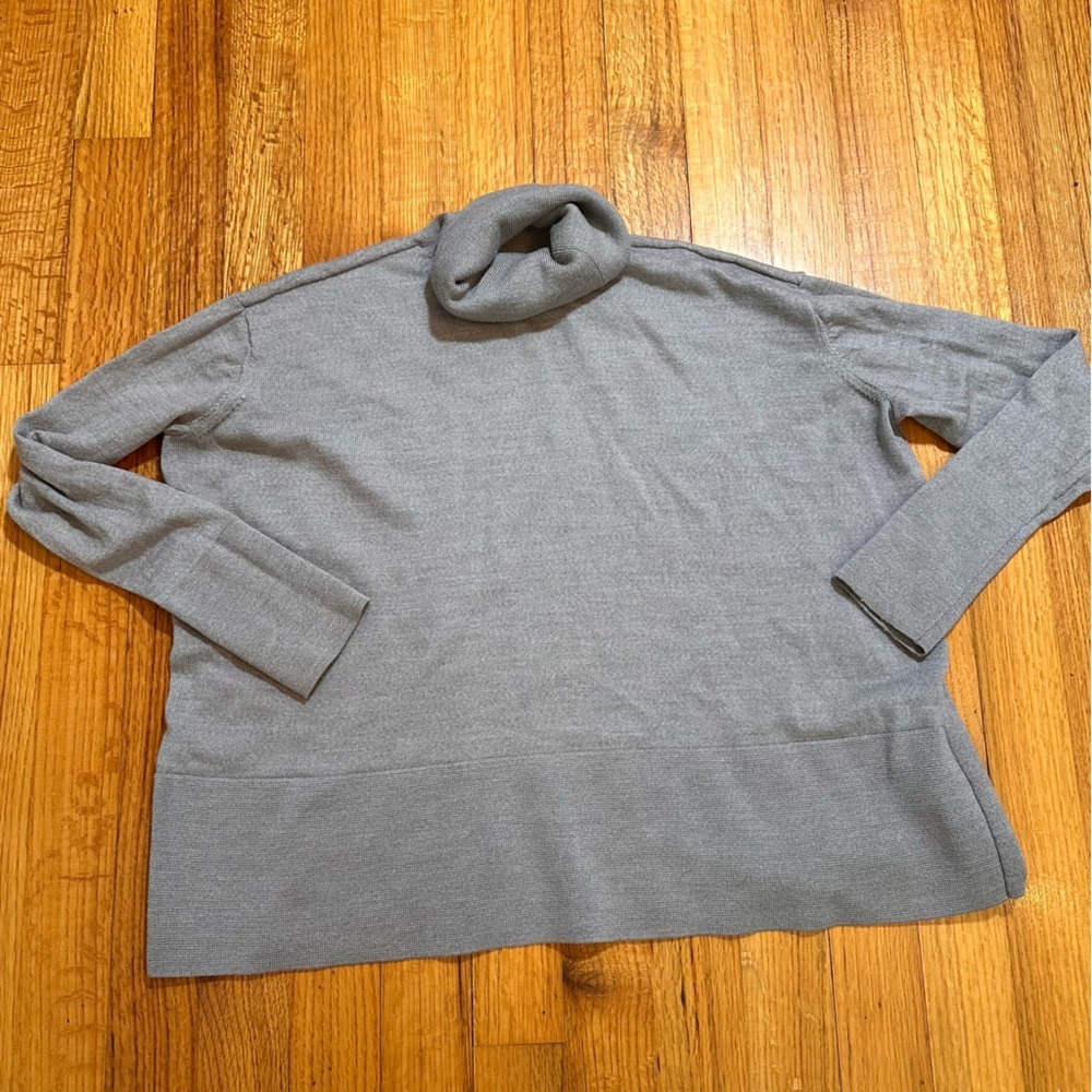 EVERLANE Lux Wool Square turtleneck gray sweater size Small (#2)